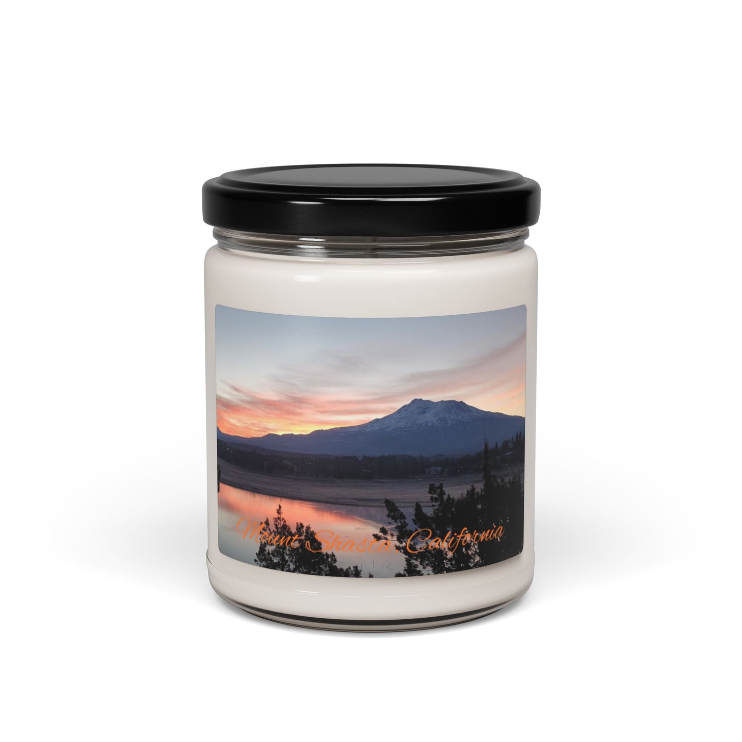 A Dusky Mount Shasta Scented Soy Candle, 9oz