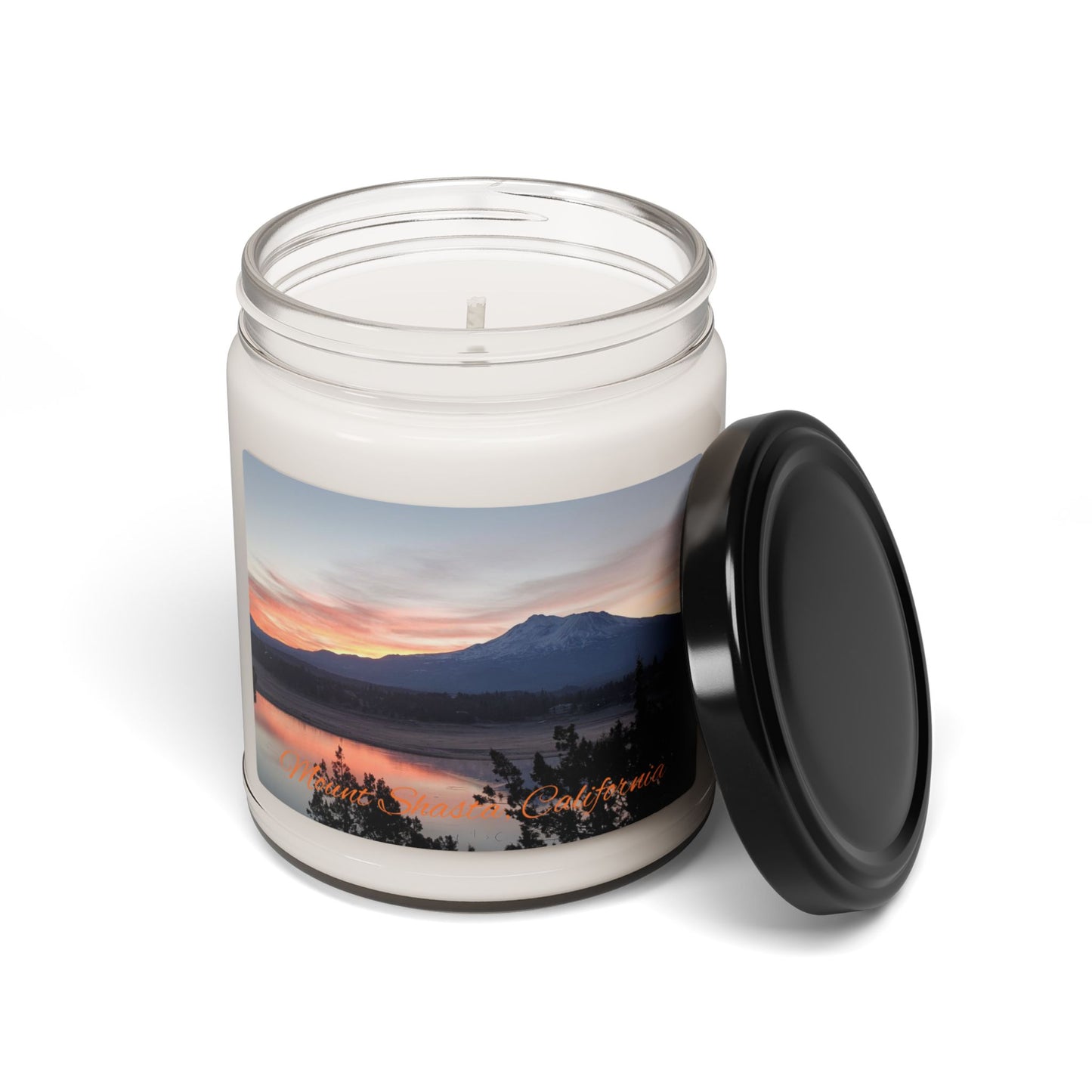 A Dusky Mount Shasta Scented Soy Candle, 9oz